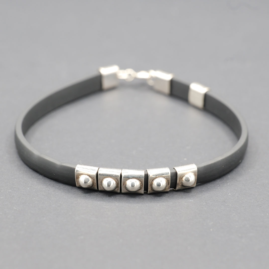 シルバーブレスレット