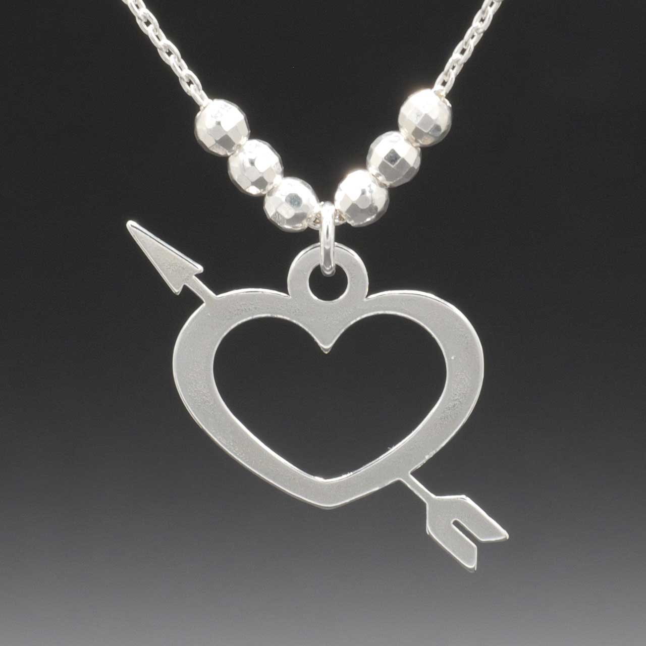 シルバーネックレス　ハートと矢 3