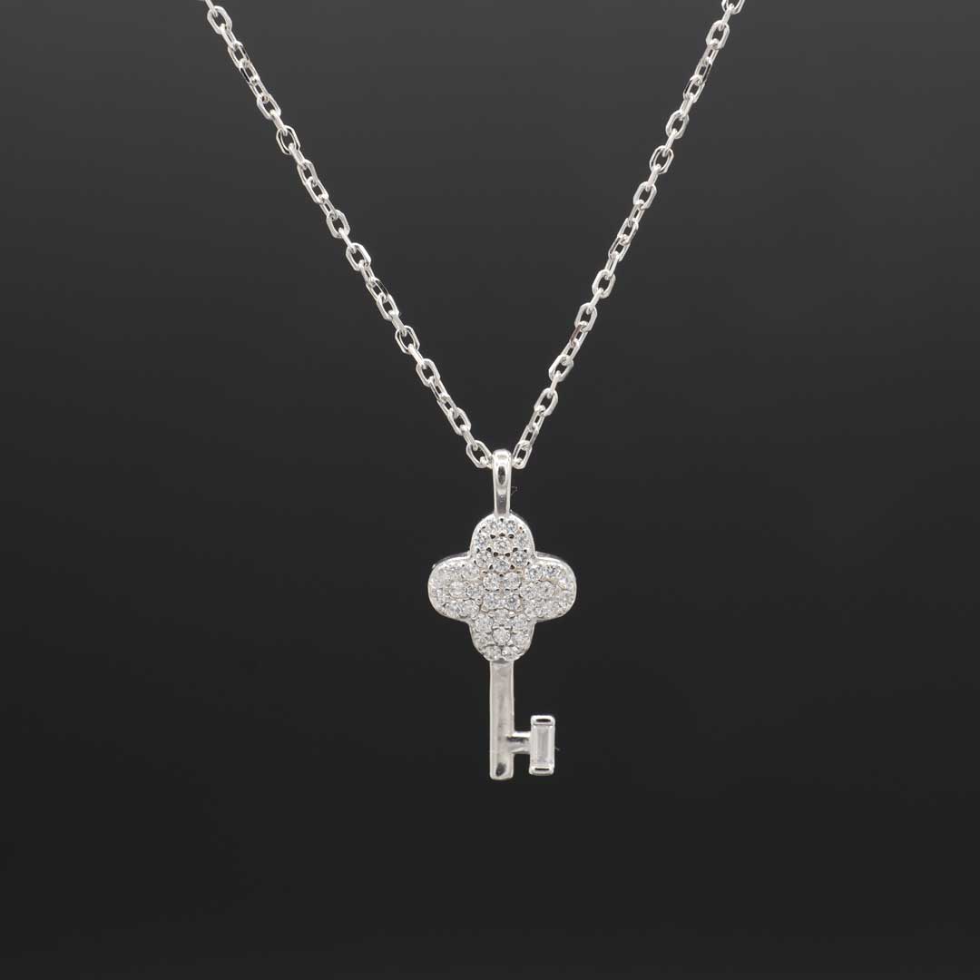 鍵のシルバーネックレスとピアス　セット 5