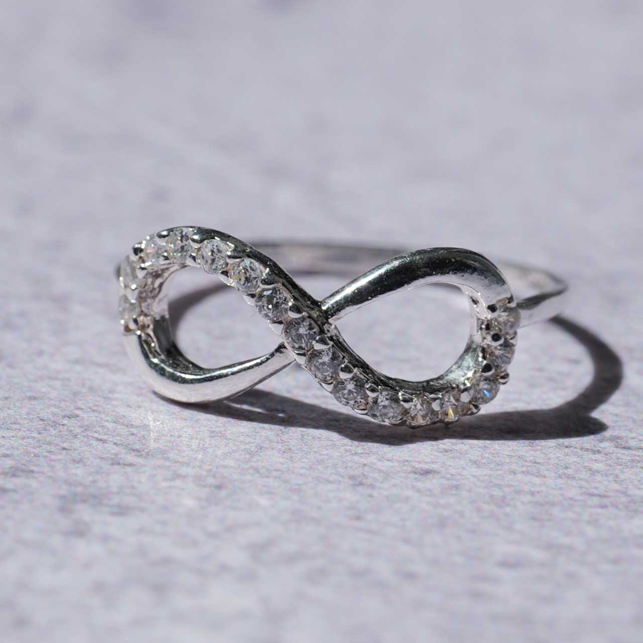 シルバーリング　インフィニト